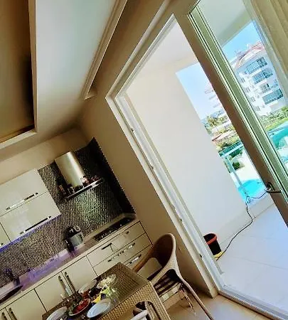 Lägenhet Kestel Homes *
